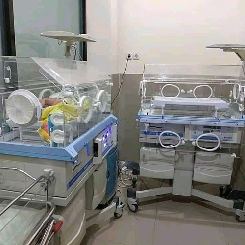 انکوباتور نوزاد